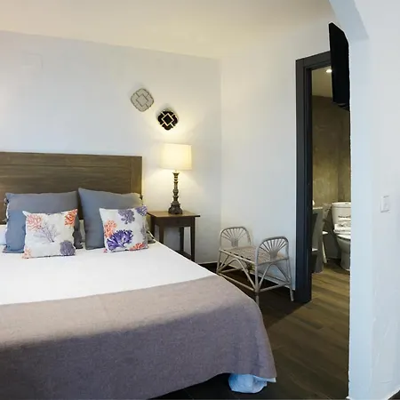 Guest house Sa Malica 3*